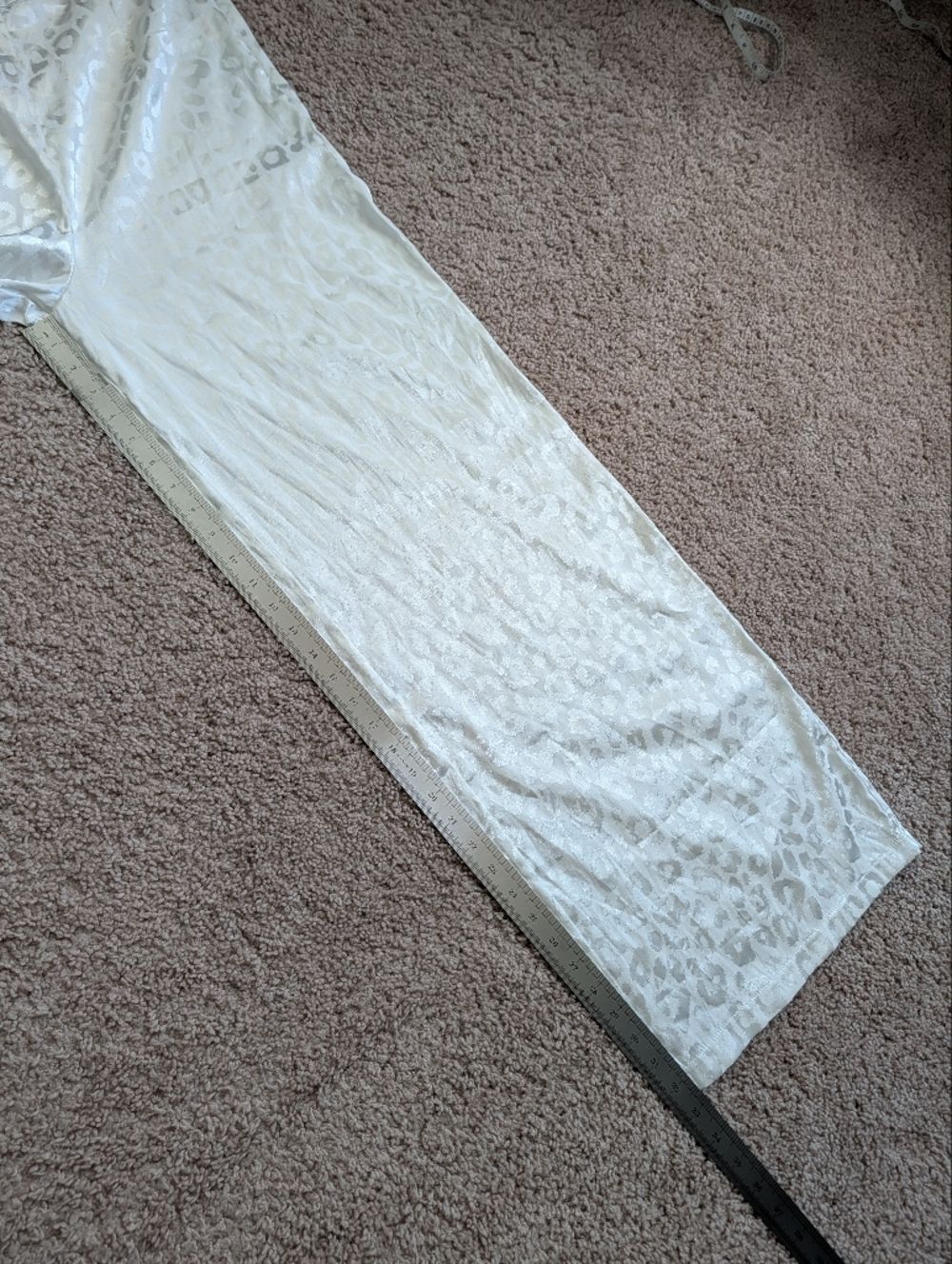Nasty Gal Womens White Silky Wide Leg Lightweight Leopard Print Pants Size 6 - Picture 8 of 9